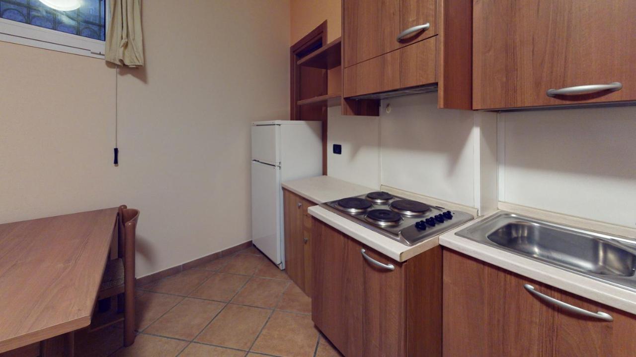 Hotel Residence Mirafiori 洛阿诺 外观 照片